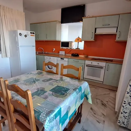 Lindo Piso Frente Al Mar شقة *