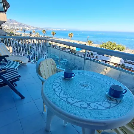 شقة Lindo Piso Frente Al Mar فوينخيرولا